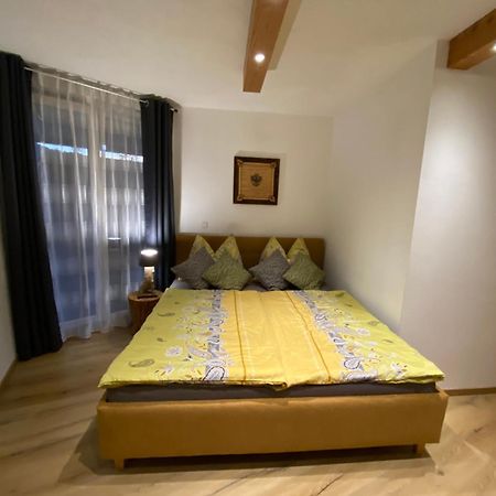 אלבוגן Apartment Serlesblick מראה חיצוני תמונה